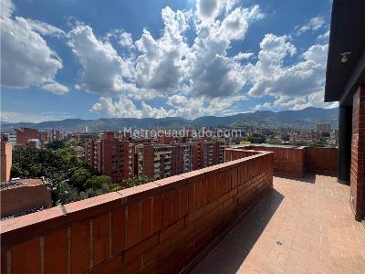 Apartamento de 4 alcobas en venta en Lorena, Medellín, 240 m² · foto 15 de 20