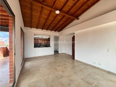 Apartamento de 4 alcobas en venta en Lorena, Medellín, 240 m² · foto 6 de 20
