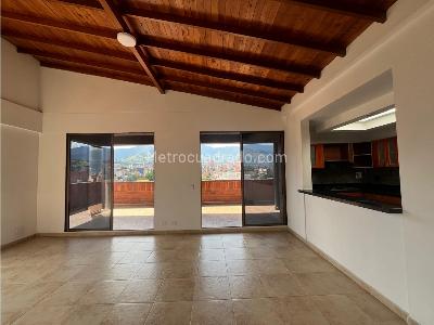 Apartamento de 4 alcobas en venta en Lorena, Medellín, 240 m² · foto 7 de 20