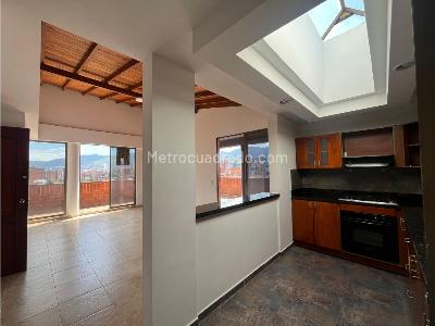 Apartamento de 4 alcobas en venta en Lorena, Medellín, 240 m² · foto 9 de 20