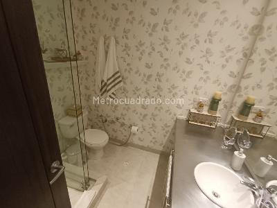 Apartamento en venta en Los Rosales, Bogotá · foto 17 de 19