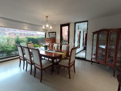 Apartamento en venta en Los Rosales, Bogotá · foto 2 de 19