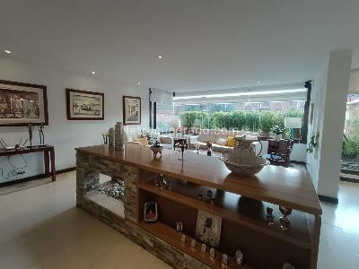 Apartamento en venta en Los Rosales, Bogotá · foto 7 de 19