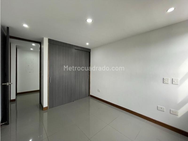 Piso – Medellín, Laureles, Laureles-Estadio - Más