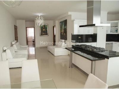 Apartamento de 5 alcobas en venta en Laureles Nutibara, Medellín, 285 m² · foto 2 de 20