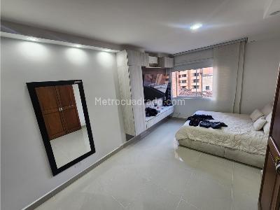 Apartamento de 5 alcobas en venta en Laureles Nutibara, Medellín, 285 m² · foto 13 de 20