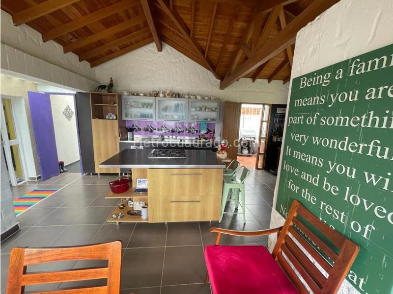 Fully Furnished 3BR House with Jacuzzi in Vereda La Veta, Copacabana - 5