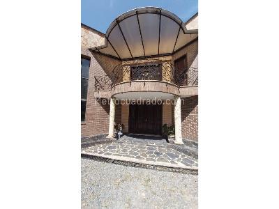 Casa de 5 alcobas en venta en Sabaneta Las Lomitas, Sabaneta · foto 14 de 20