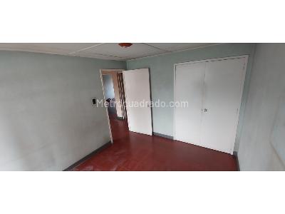 Casa en arriendo en Laureles Santa Gema, Medellín · foto 16 de 18