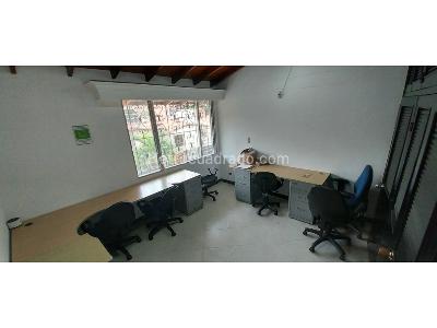 Casa de 5 alcobas en venta en Estadio Laureles Medellin, Medellín, 223 m² · foto 6 de 19