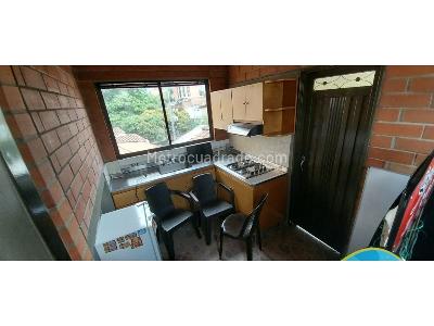 Casa de 5 alcobas en venta en Estadio Laureles Medellin, Medellín, 223 m² · foto 16 de 19