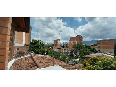 Casa de 5 alcobas en venta en Estadio Laureles Medellin, Medellín, 223 m² · foto 19 de 19