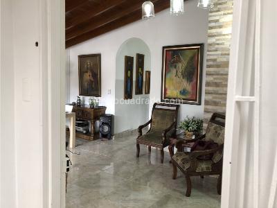Apartamento de 4 alcobas en venta en Florida Nueva Estadio, Medellín, 125 m² · foto 14 de 19