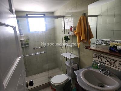 Apartamento de 4 alcobas en venta en Florida Nueva Estadio, Medellín, 125 m² · foto 15 de 19