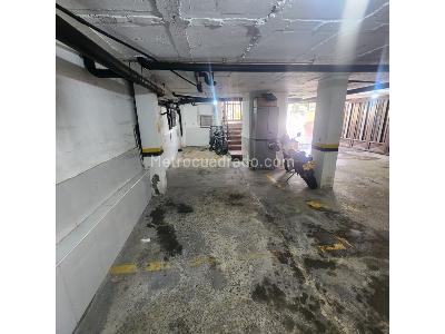 Apartamento de 4 alcobas en venta en Florida Nueva Estadio, Medellín, 125 m² · foto 16 de 19