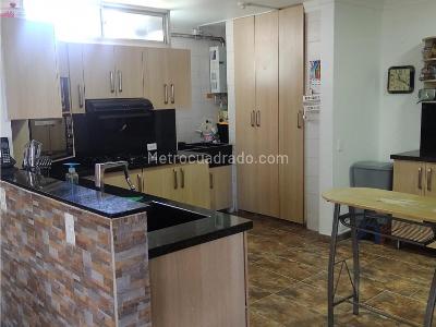 Apartamento de 3 alcobas en venta en Santa Gema Laureles, Medellín, 185 m² · foto 8 de 20