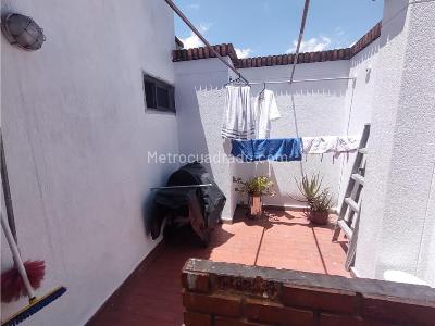 Apartamento de 3 alcobas en venta en Santa Gema Laureles, Medellín, 185 m² · foto 19 de 20