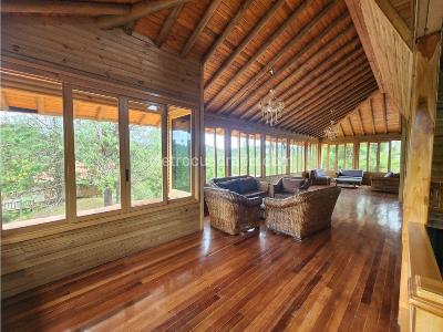 Casa de 5 alcobas en venta en Santa Elena, Medellín · foto 6 de 20