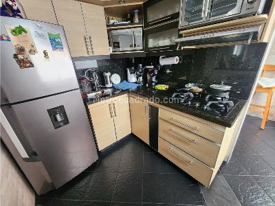 Apartamento de 2 alcobas en venta en Conquistadores Laurales, Medellín, 82 m² · foto 4 de 20