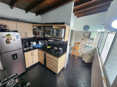 Apartamento de 2 alcobas en venta en Conquistadores Laurales, Medellín, 82 m² · foto 5 de 20