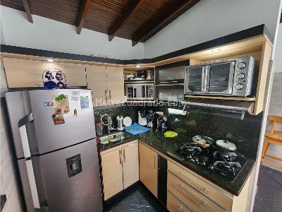 Apartamento de 2 alcobas en venta en Conquistadores Laurales, Medellín, 82 m² · foto 6 de 20