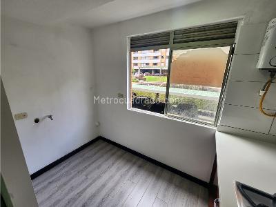 Apartamento en venta en Laureles La Almeria, Medellín · foto 10 de 20