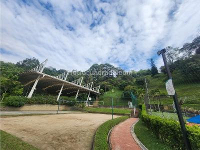 Apartamento en venta en Laureles La Almeria, Medellín · foto 18 de 20