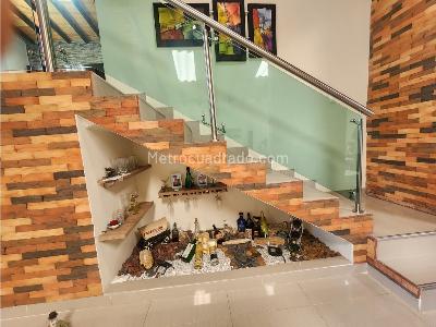 Casa de 4 alcobas en venta en Laureles Santa Teresita, Medellín, 183 m² · foto 15 de 20