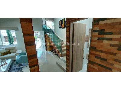 Casa de 4 alcobas en venta en Laureles Santa Teresita, Medellín, 183 m² · foto 16 de 20