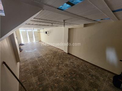 Casa de 4 alcobas en venta en Laureles Santa Teresita, Medellín, 183 m² · foto 17 de 20