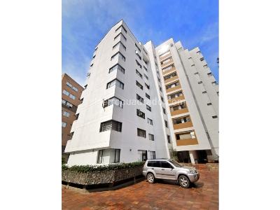 Apartamento de 4 alcobas en venta en El Poblado Castropol, Medellín, 256 m² · foto 2 de 20