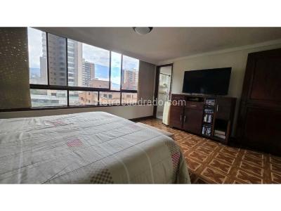 Apartamento de 4 alcobas en venta en Castropol Lalinde El Poblado, Medellín, 158 m² · foto 5 de 12