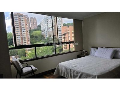 Apartamento de 4 alcobas en venta en Castropol Lalinde El Poblado, Medellín, 158 m² · foto 7 de 12