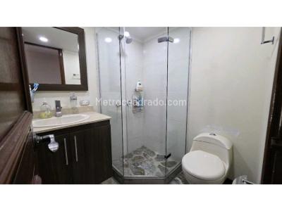 Apartamento de 4 alcobas en venta en Castropol Lalinde El Poblado, Medellín, 158 m² · foto 11 de 12