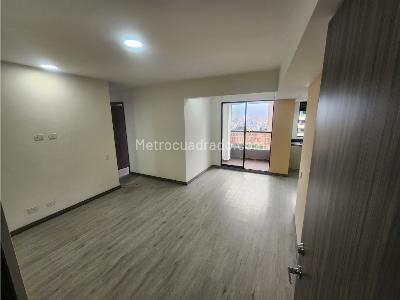 Apartamento de 3 alcobas en venta en Via Las Palmas Poblado, Medellín, 76 m² · foto 2 de 20