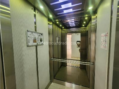 Apartamento de 3 alcobas en venta en La Castellana Laureles, Medellín, 116 m² · foto 20 de 20