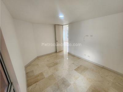 Apartamento de 3 alcobas en venta en La Castellana Laureles, Medellín, 116 m² · foto 6 de 20