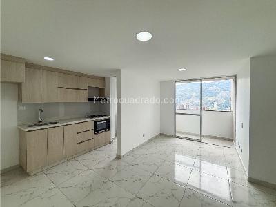 Apartamento de 3 alcobas en venta en Niquia Terranova, Bello, 55 m² · foto 4 de 20