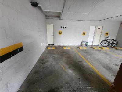 Apartamento de 4 alcobas en venta en Belen Aliadas Sector La Gloria Medellin, Medellín, 81 m² · foto 14 de 20