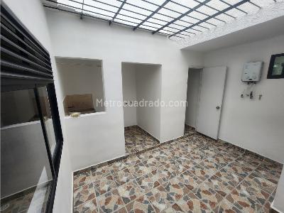 Casa de 4 alcobas en venta en Simon Bolivar La America, Medellín, 12 m² · foto 7 de 20