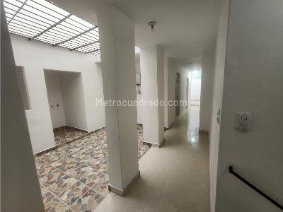 Casa de 4 alcobas en venta en Simon Bolivar La America, Medellín, 12 m² · foto 8 de 20