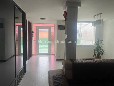 Casa en venta en Villa Luz, Bogotá · foto 11 de 19