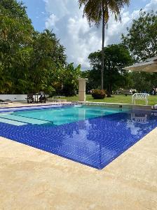 Casa de 4 alcobas en venta en Puerto Peñalisa, Girardot, 381 m² · foto 4 de 14