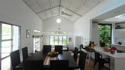 Casa de 4 alcobas en venta en Puerto Peñalisa, Girardot, 381 m² · foto 8 de 14