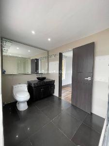Casa de 5 alcobas en venta en San Jose De Bavaria, Bogotá, 762 m² · foto 15 de 20