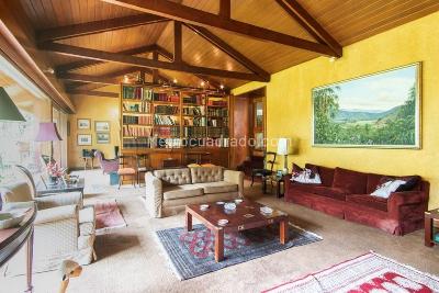Casa de 3 alcobas en venta en Cerros De Suba, Bogotá · foto 2 de 20