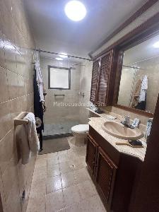 Apartamento de 2 alcobas en venta en Santa Barbara Occidental, Bogotá, 150 m² · foto 8 de 17