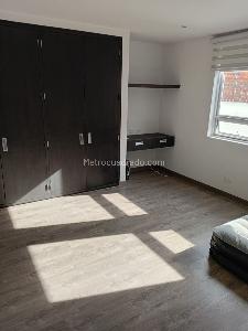 Apartamento en venta en Chico Navarra, Bogotá · foto 3 de 17