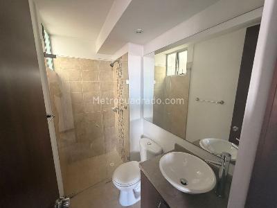 Apartamento de 2 alcobas en venta en El Dorado Industrial, Bogotá, 70 m² · foto 10 de 16