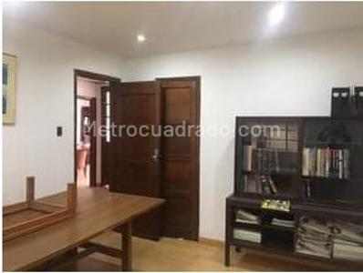 Casa de 5 alcobas en venta en Palermo, Bogotá, 420 m² · foto 3 de 7